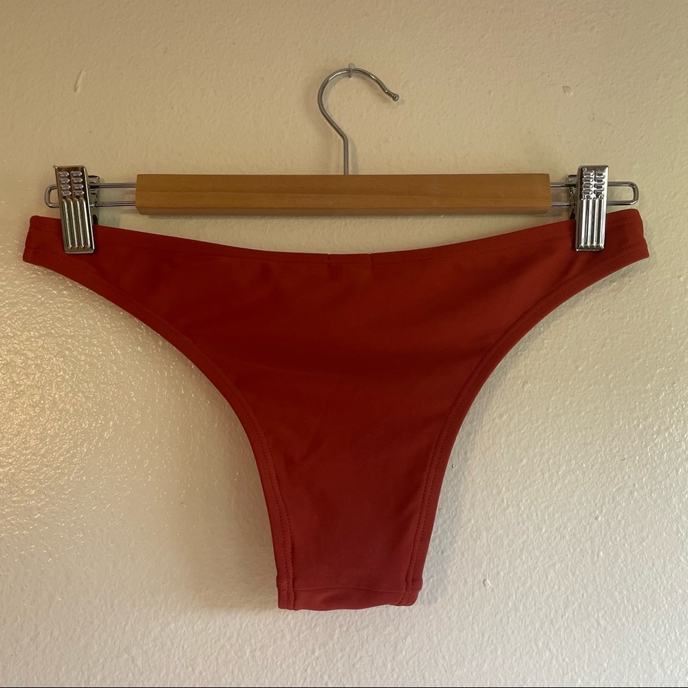 SWIM BUNDLE - 3 bikini bottoms and 1 top - Hollister and Aerie - All Size Small - Picture 7 of 16